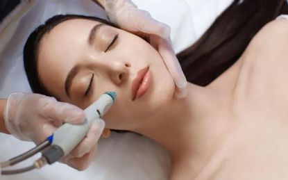 How Do HydraFacial Treatment Doctors Target Your Skin’s Unique Needs?
